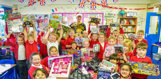 RECORD HAUL OF TOYS SET TO BRING FESTIVE CHEER TO COMMUNITIES